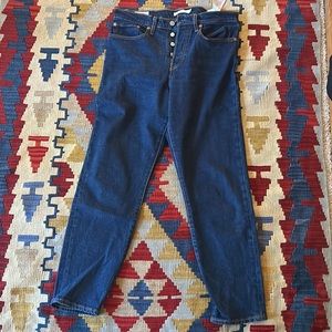 Levi’s Wedgie Jeans